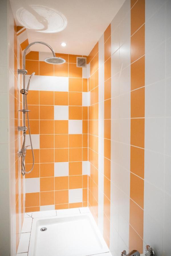 Colorzen - Confortable Lumineux Netflix - Appart Pezenas Centre Exteriör bild